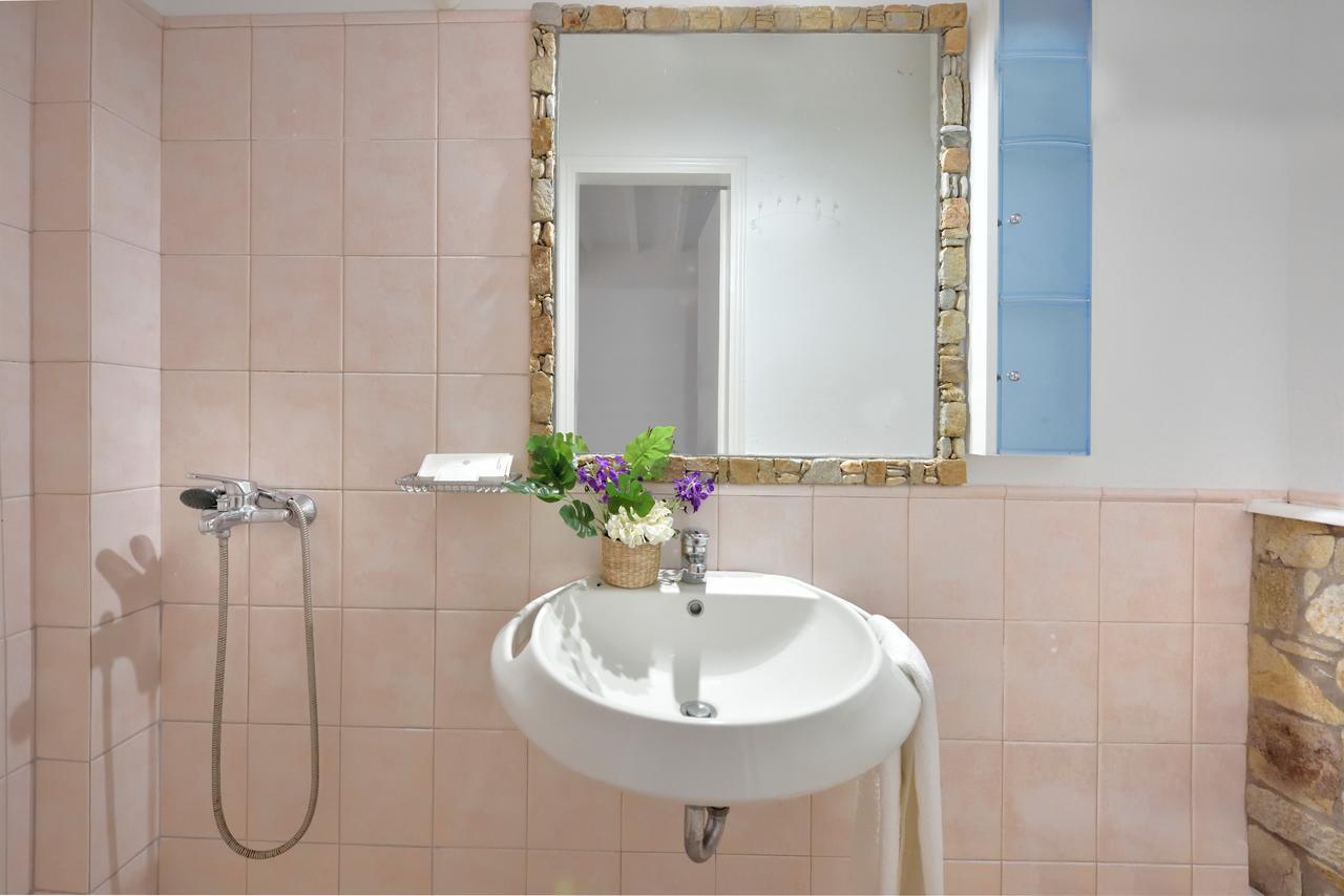 Thea Apartments Elia  Экстерьер фото